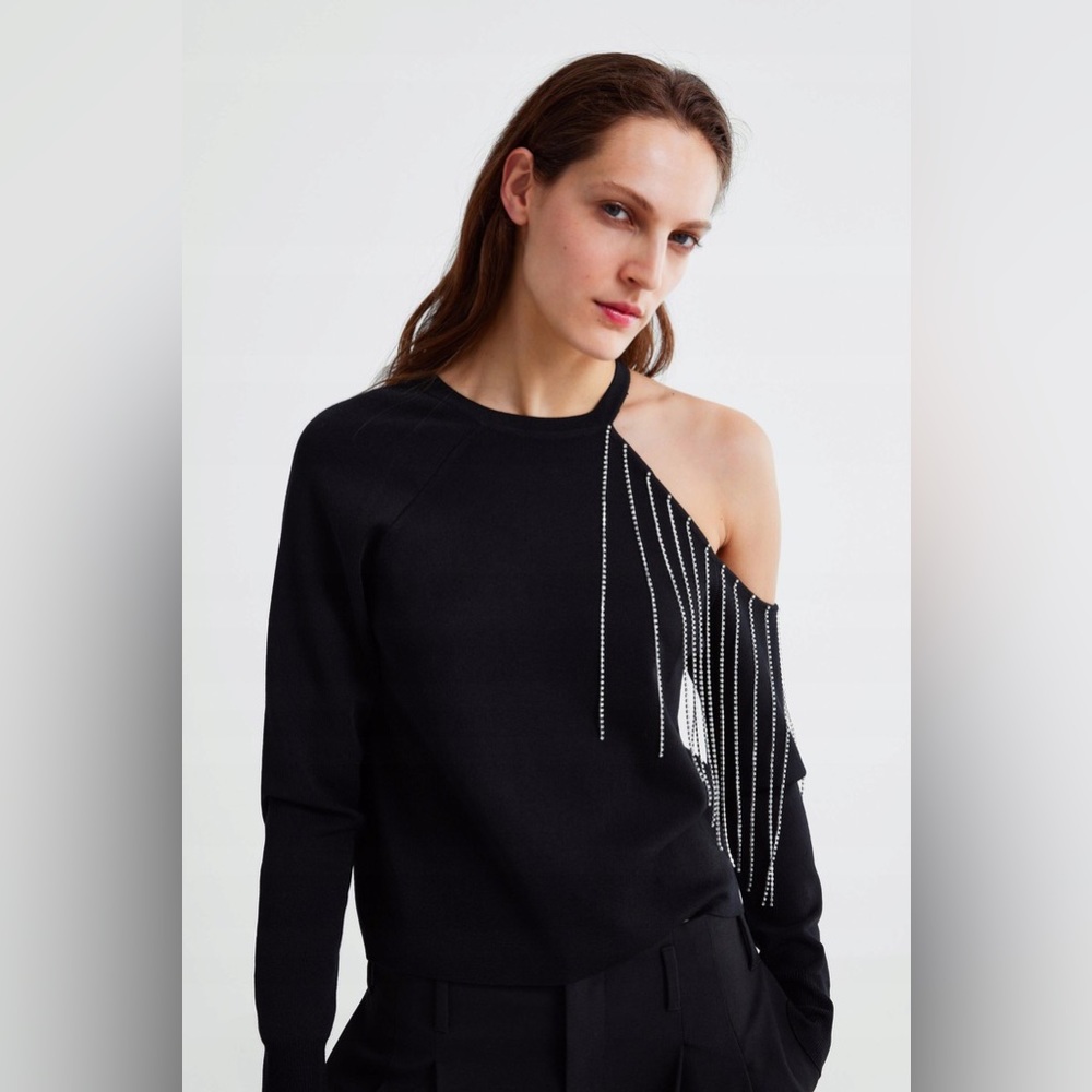 Zara | NWT RHINESTONE EMBELLISHED SWEATER